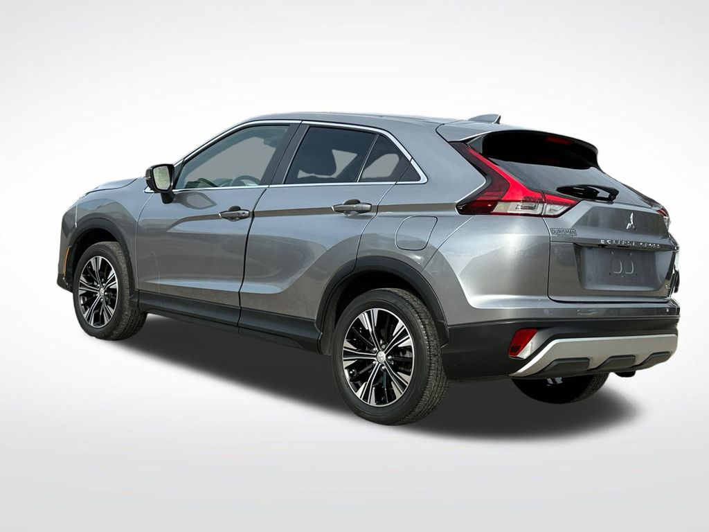 2022 Mitsubishi Eclipse Cross SEL photo 3