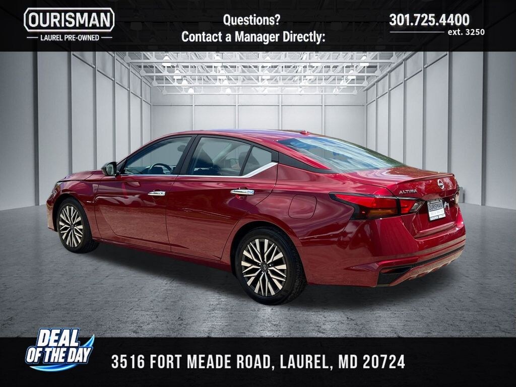 Used 2025 Nissan Altima SV Sedan