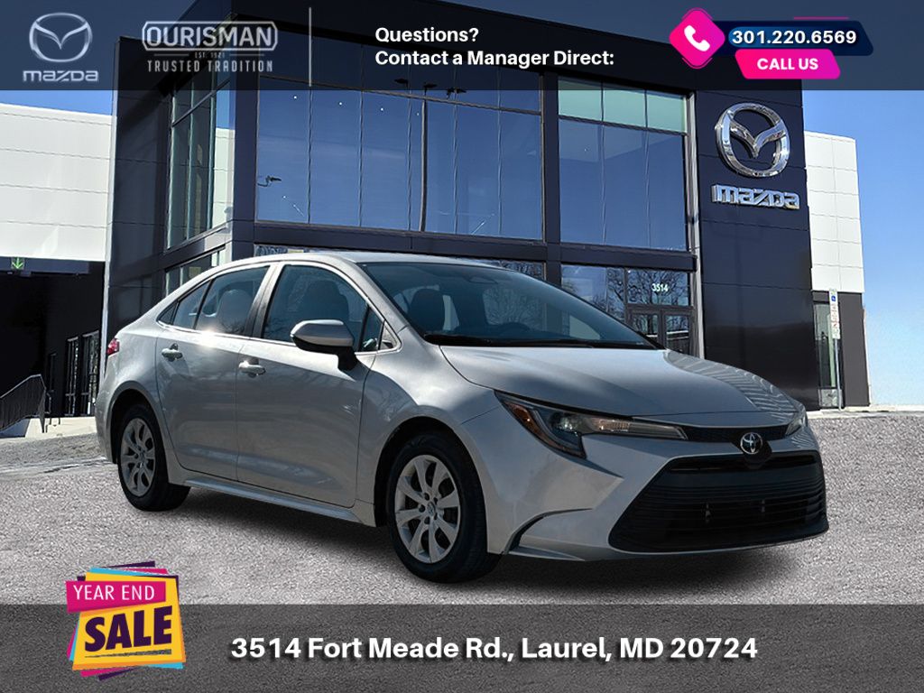 2023 Toyota Corolla LE's photo