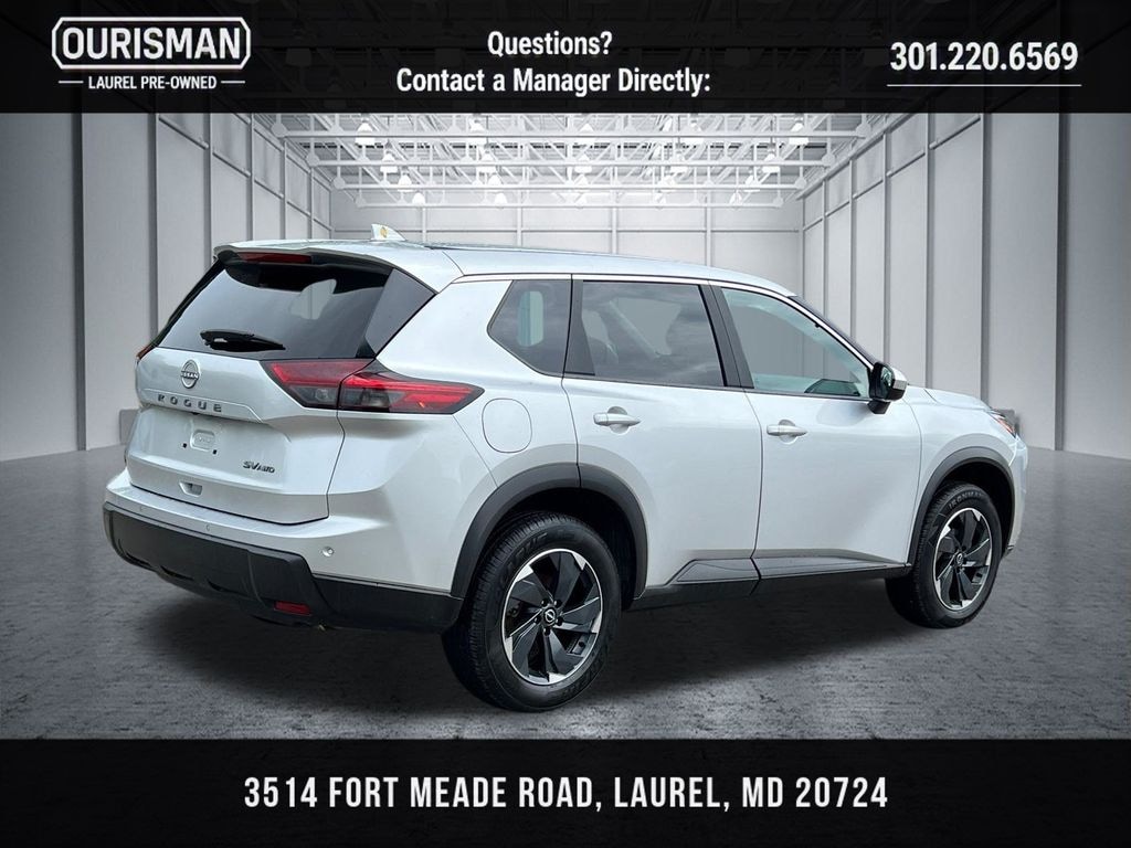 Used 2024 Nissan Rogue SV SUV