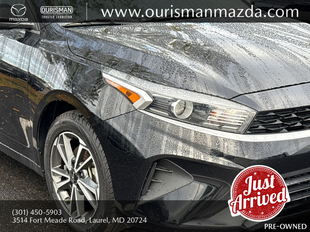 2022 Kia Forte LXS photo 2