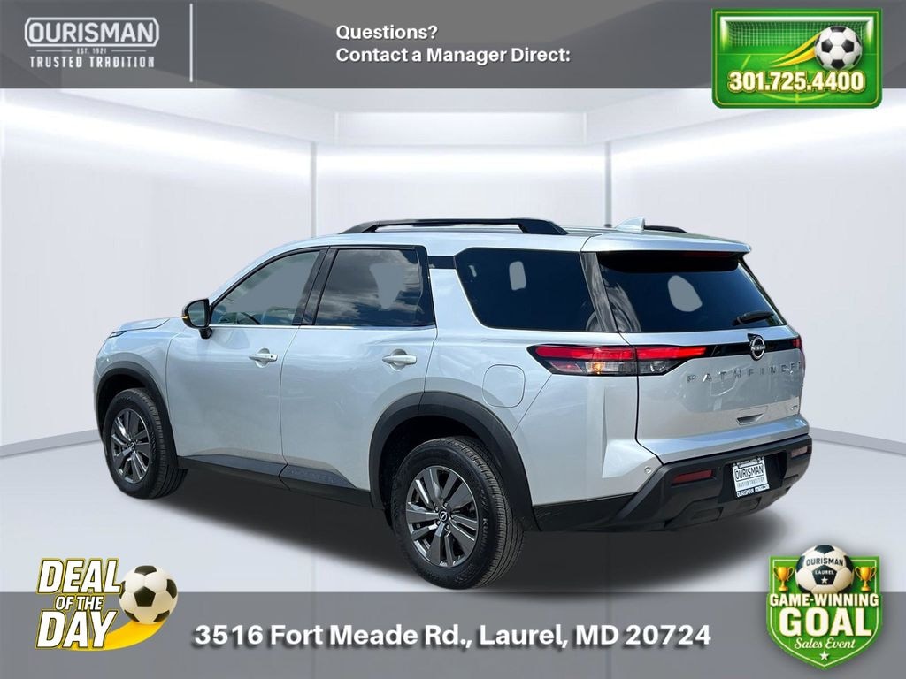 Used 2025 Nissan Pathfinder SV SUV
