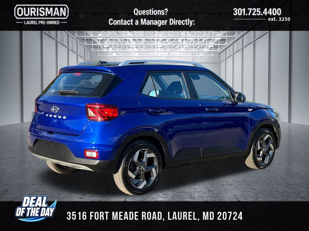 Used 2025 Hyundai Venue SEL SUV