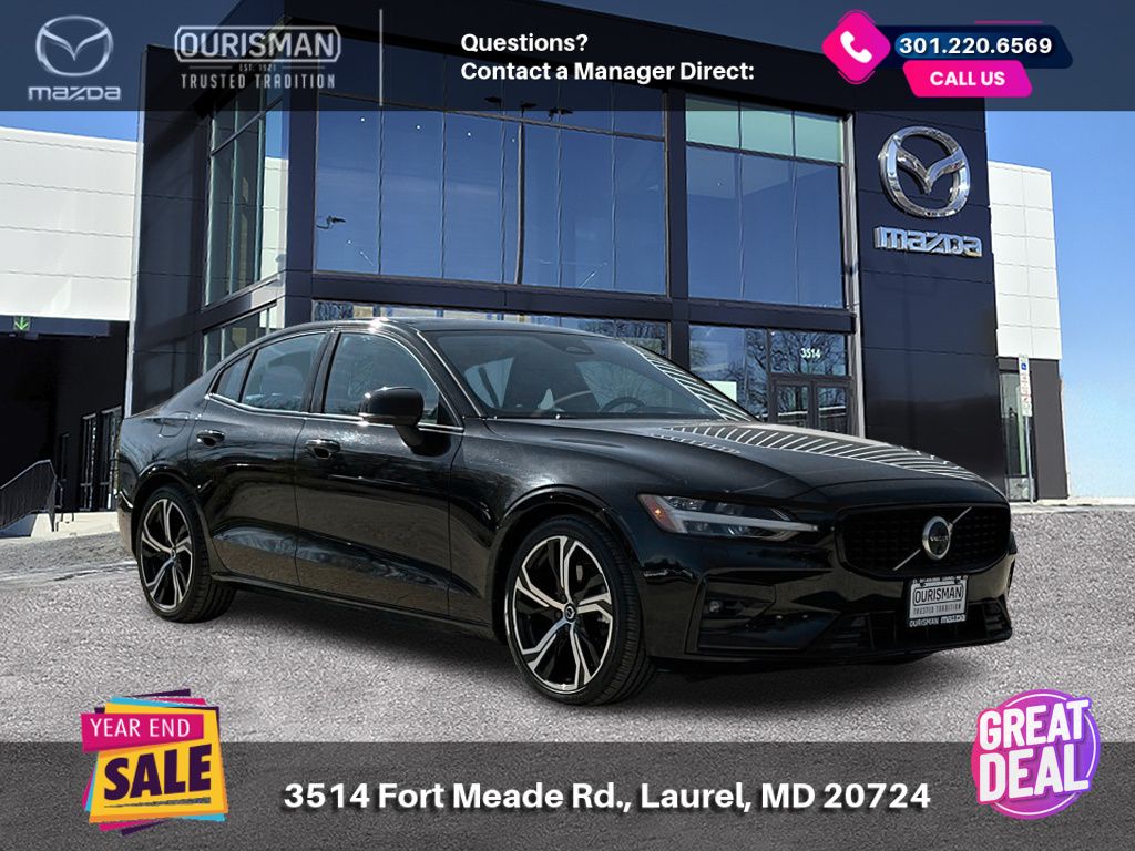 2024 Volvo S60 Plus's photo