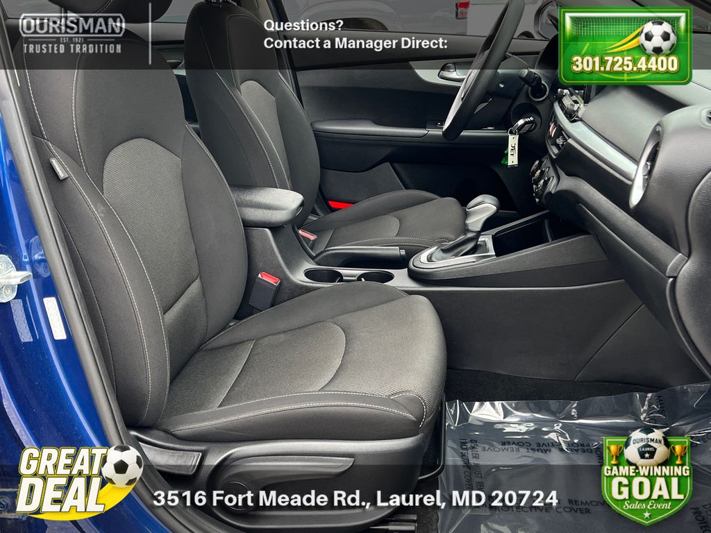 2023 Kia Forte LXS - Photo 21