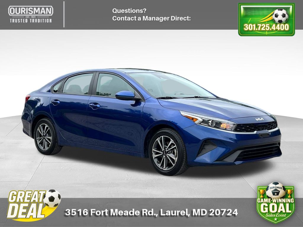 2023 Kia Forte LXS AT's photo