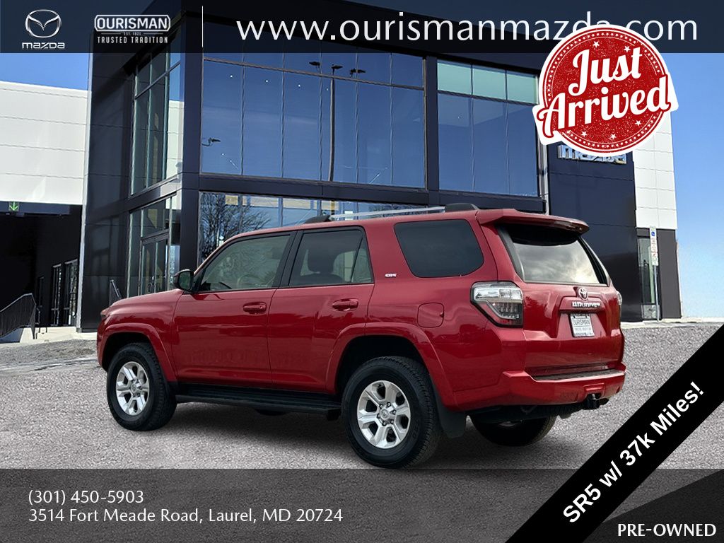 2024 Toyota 4Runner SR5 photo 2
