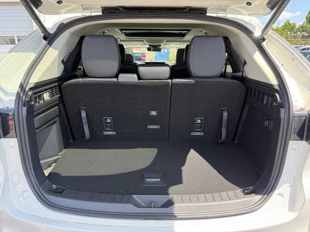 2026 Mazda CX-90 Premium Package - Photo 27