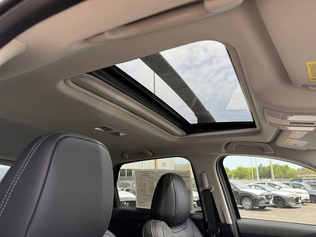2025 Mazda CX-5 S Preferred package - Photo 16