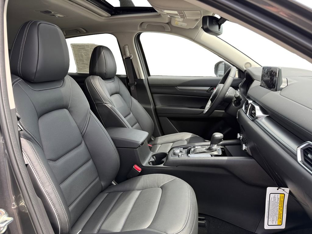 2025 Mazda CX-5 S Preferred package - Photo 15