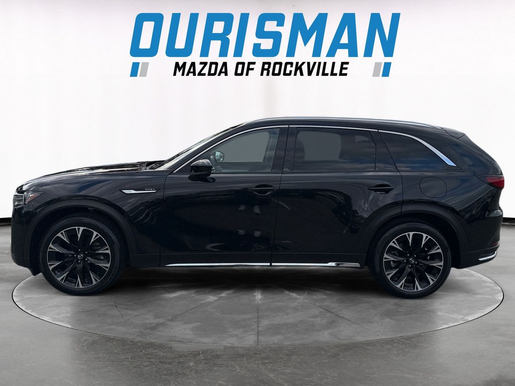 2024 Mazda CX-90 Premium photo 3