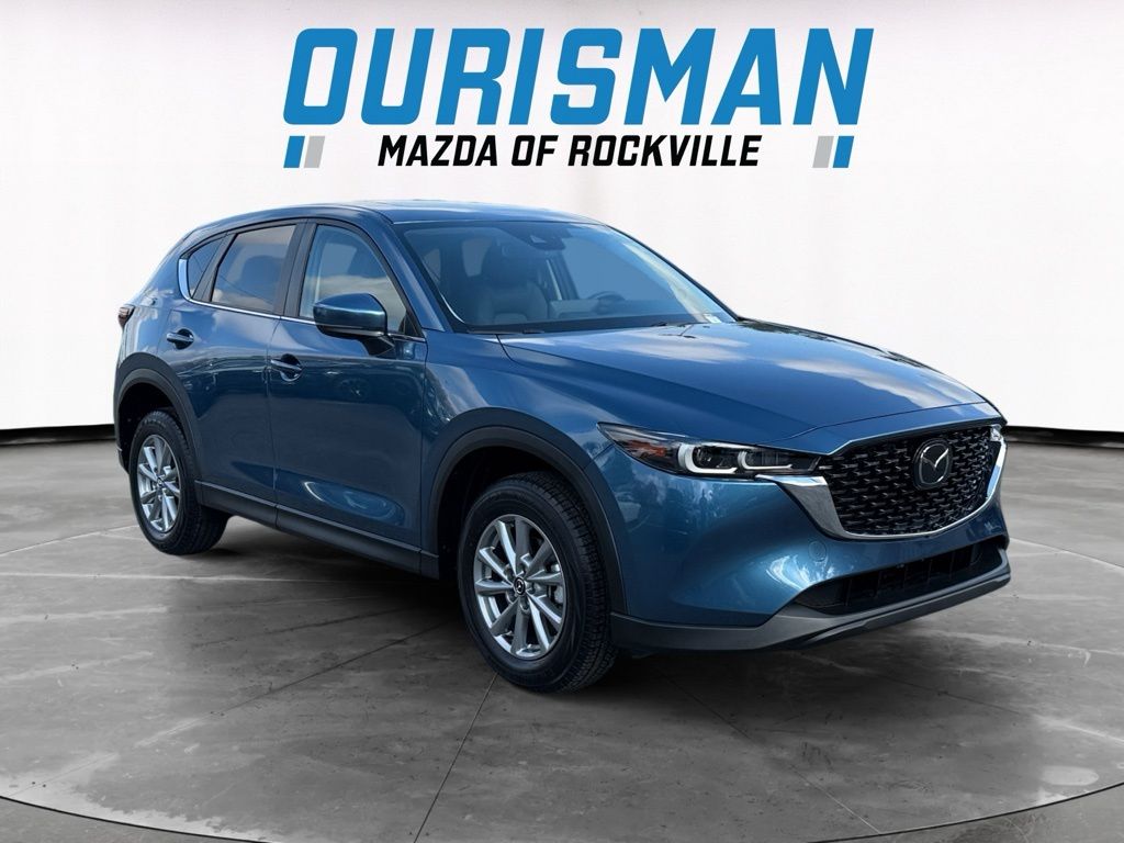 2023 Mazda CX-5 S Preferred package's photo