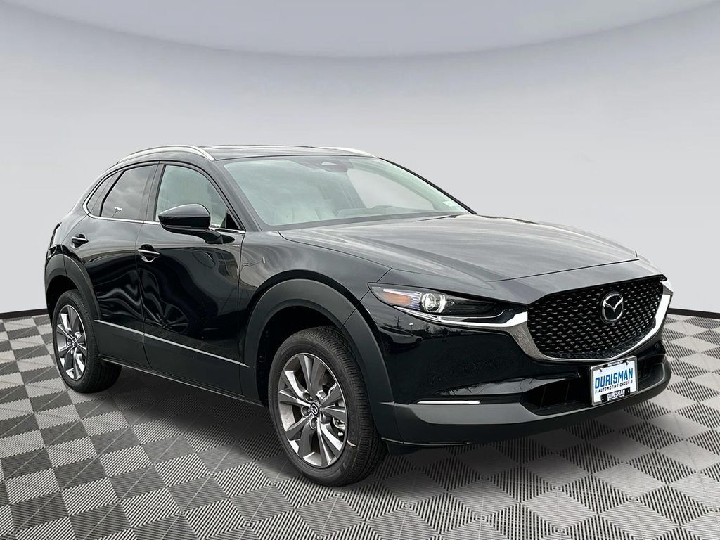 2025 Mazda CX-30 Premium's photo