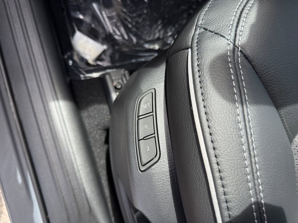 2025 Mazda CX-5 S Preferred package - Photo 18