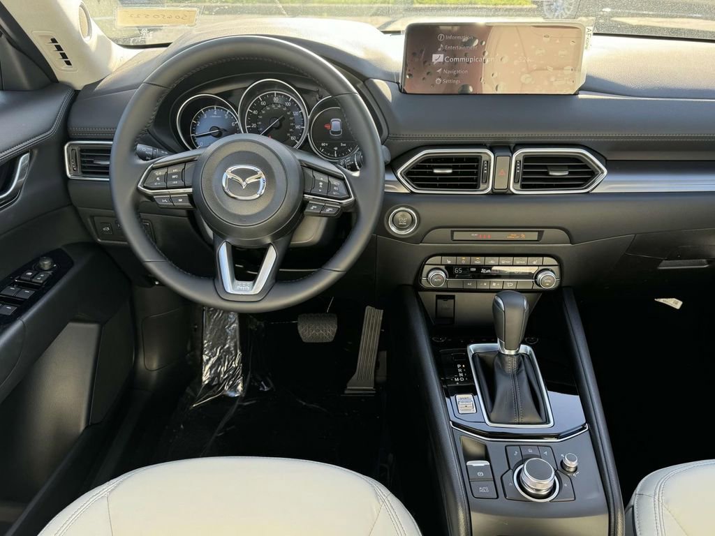 2025 Mazda CX-5 2.5 S Preferred photo 2