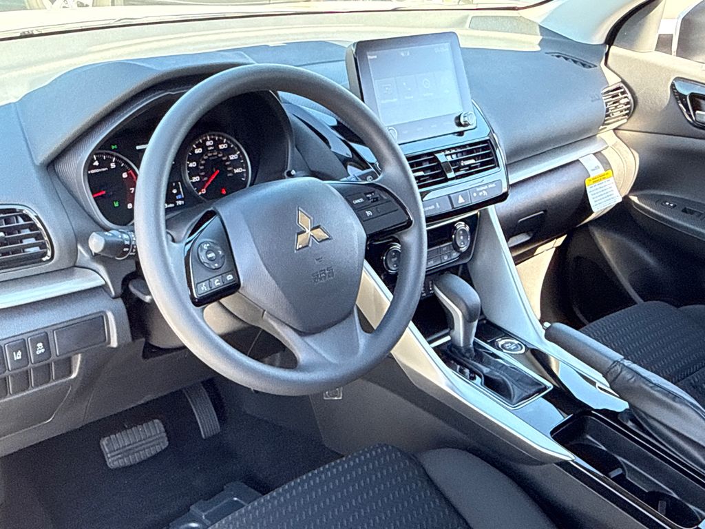 2026 Mitsubishi Eclipse Cross ES - Photo 11