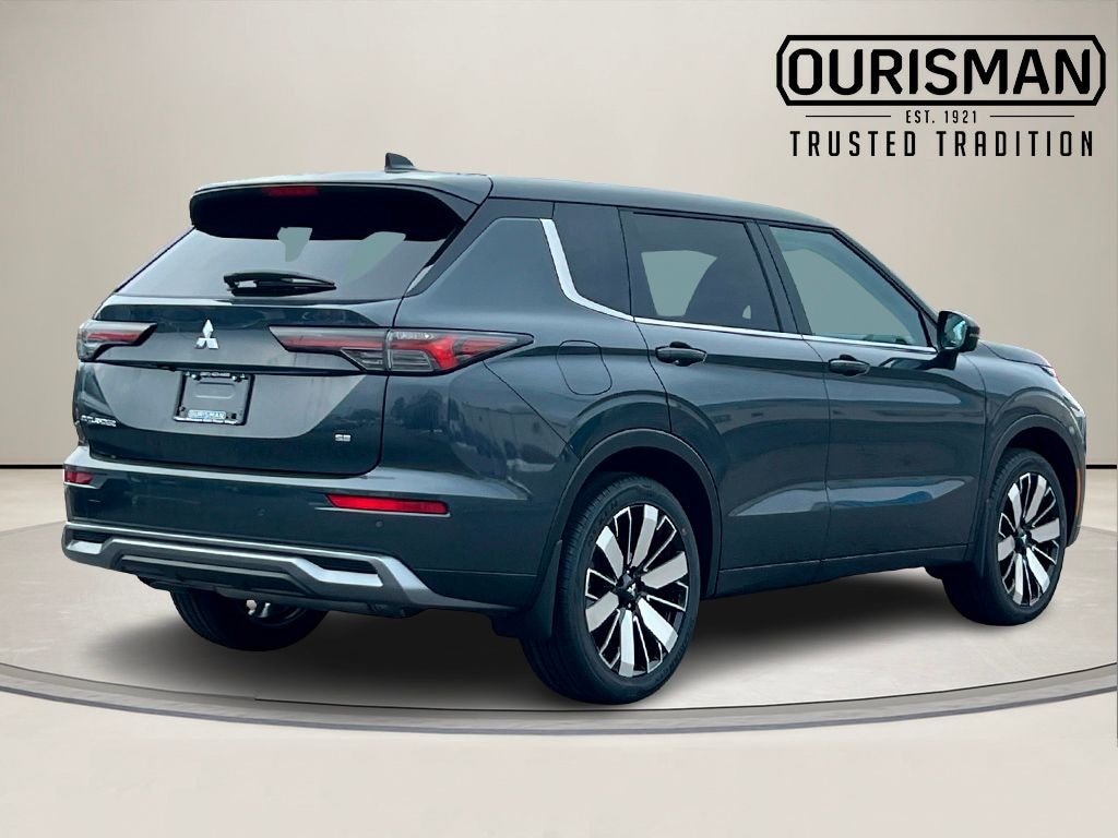 New 2026 Mitsubishi Outlander SE SUV