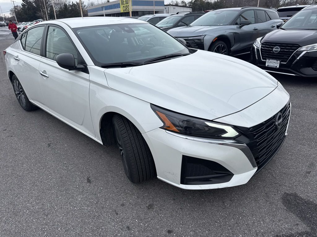 2024 Nissan Altima SV