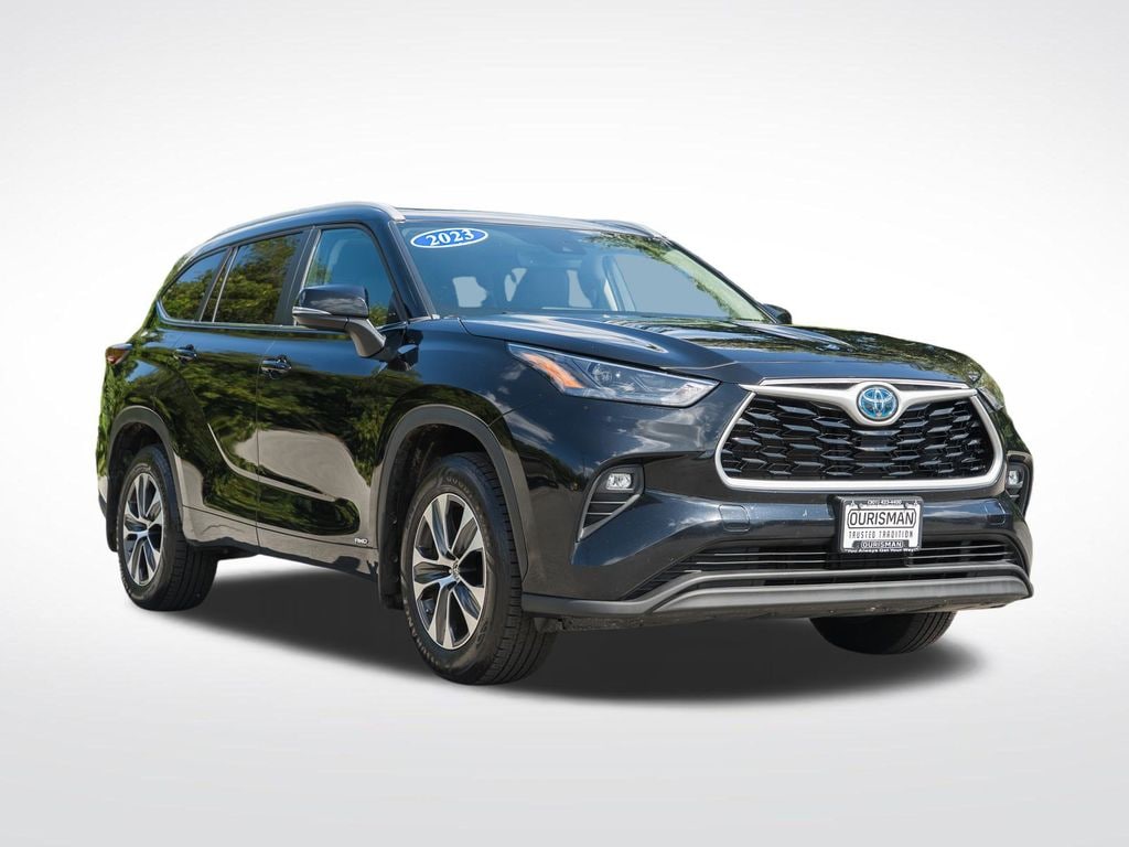 Used 2023 Toyota Highlander Hybrid XLE SUV