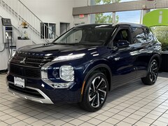 2025 Mitsubishi Outlander PHEV SEL SUV