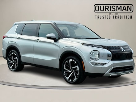 2024 Mitsubishi Outlander SE SUV