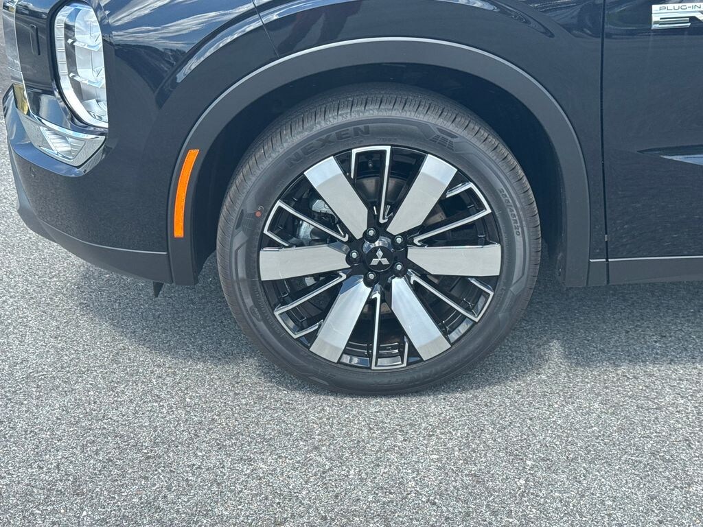 New 2026 Mitsubishi Outlander Plug-In Hybrid SE SUV