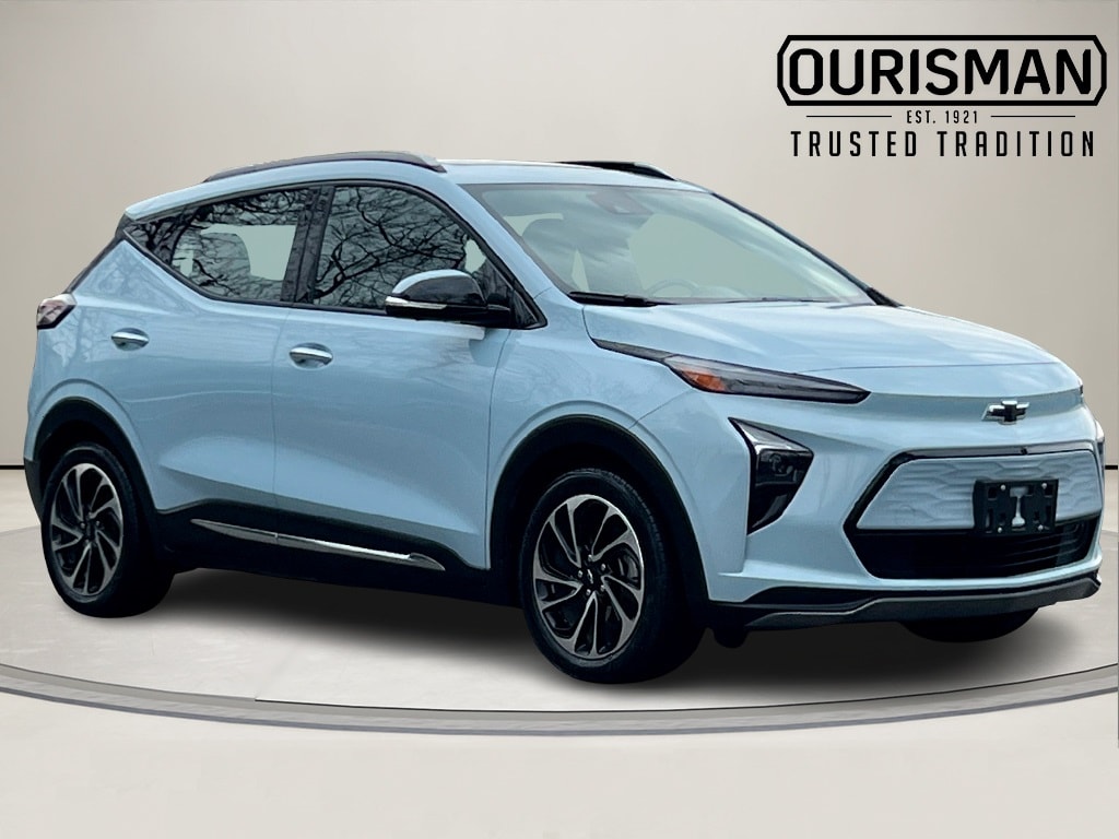 2022 Chevrolet Bolt EUV Premier's photo