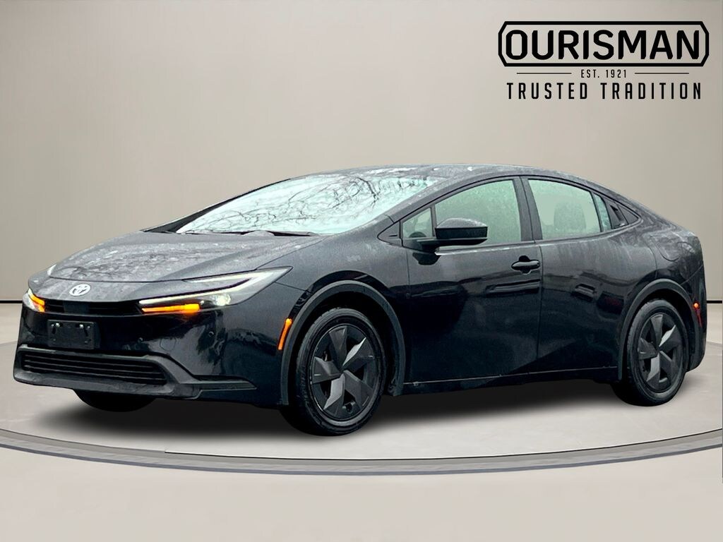 Used 2024 Toyota Prius LE Hatchback