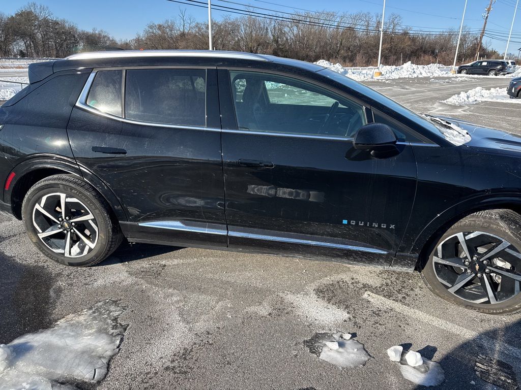 Used 2025 Chevrolet Equinox EV LT with VIN 3GN7DLRP0SS144624 for sale in Marlow Heights, MD