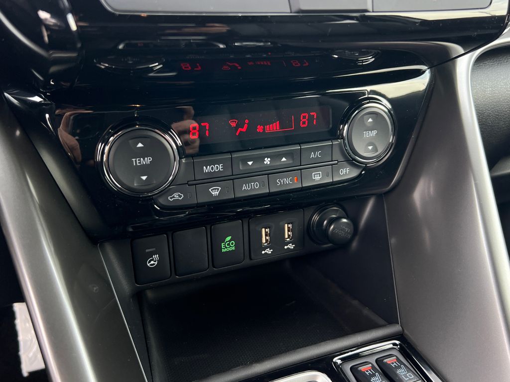 2026 Mitsubishi Eclipse Cross Black Edition - Photo 22