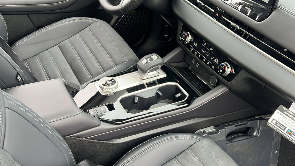 2026 Mitsubishi Outlander SE - Photo 11