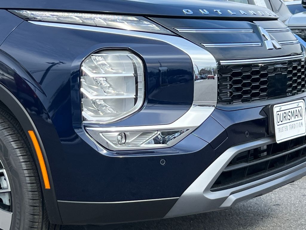 New 2026 Mitsubishi Outlander SE SUV