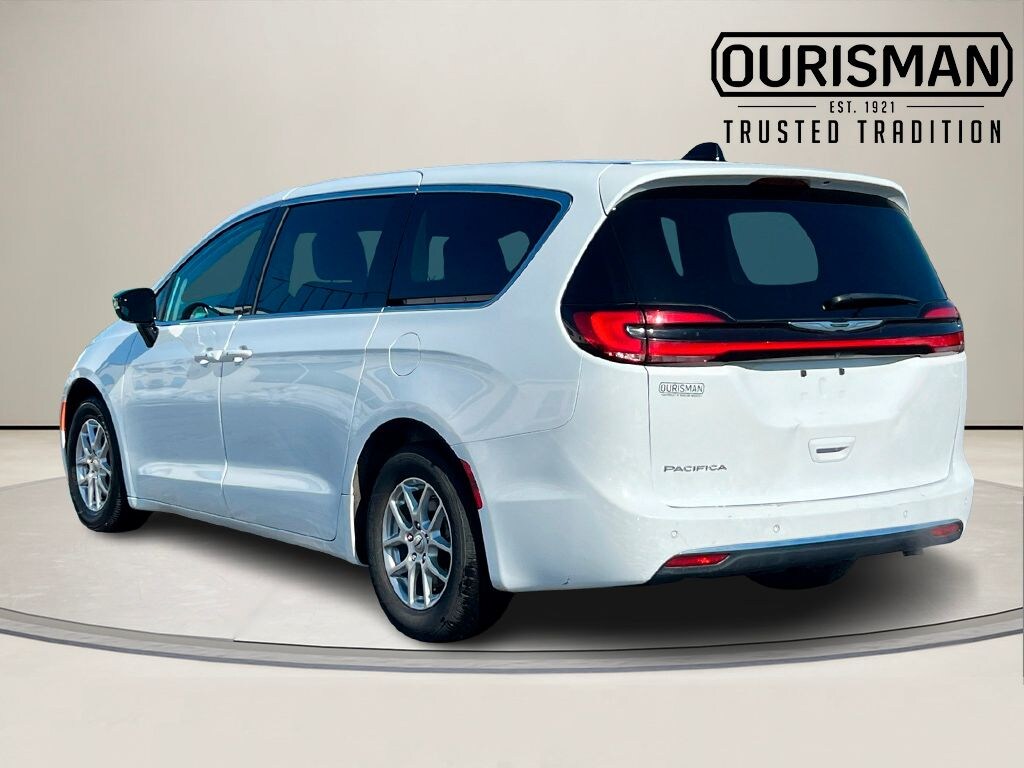 Used 2024 Chrysler Pacifica Touring L Van Passenger Van
