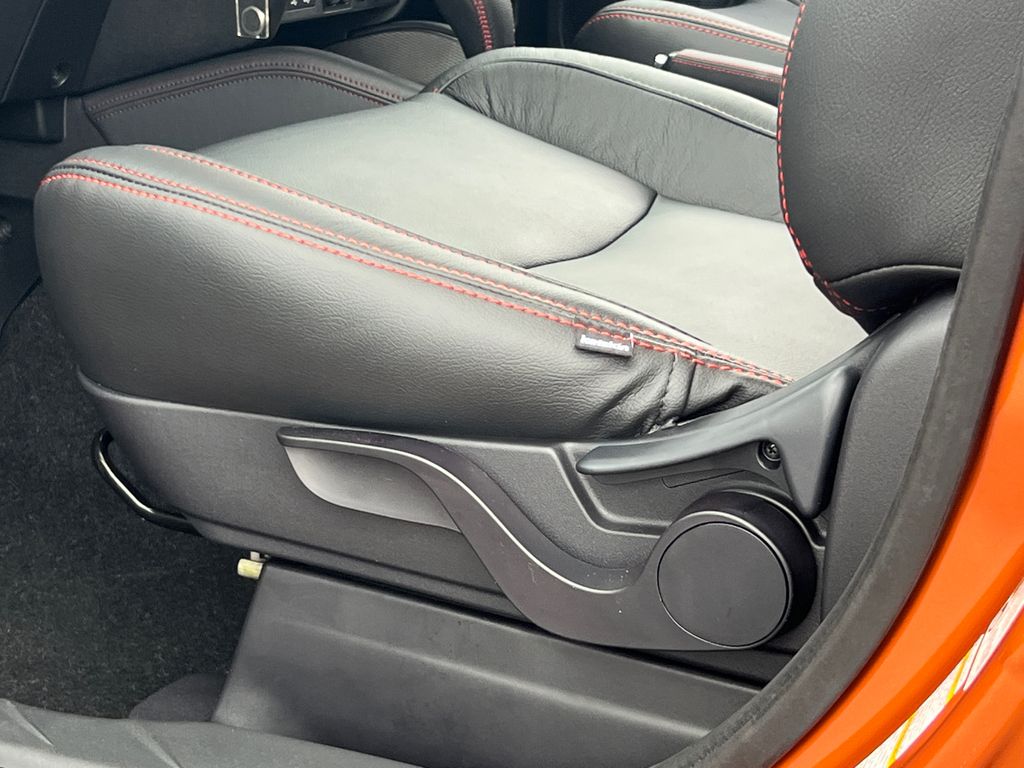 2025 Mitsubishi Outlander Sport LE - Photo 17