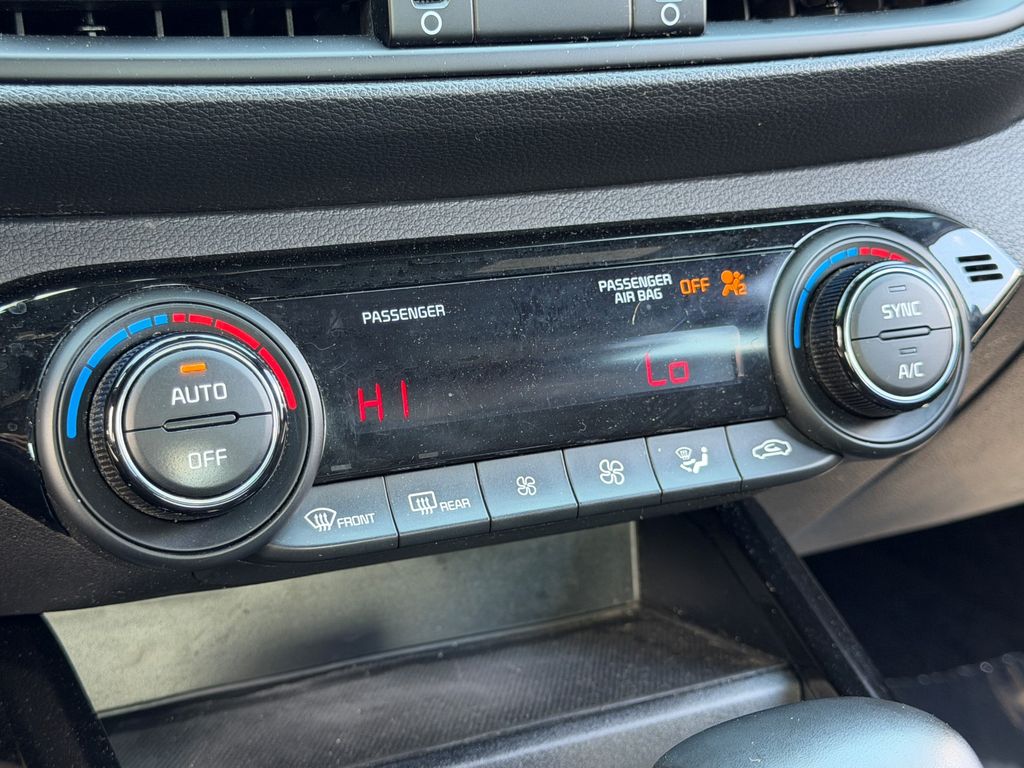 2022 Kia FORTE GT-Line - Photo 24