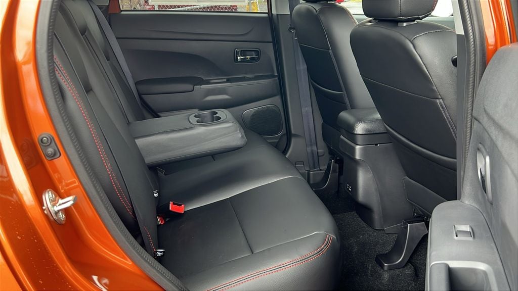 2025 Mitsubishi Outlander Sport LE - Photo 13