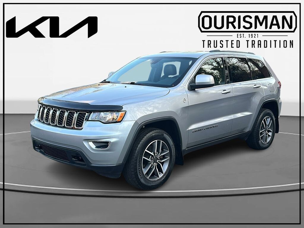 Used 2020 Jeep Grand Cherokee Laredo SUV