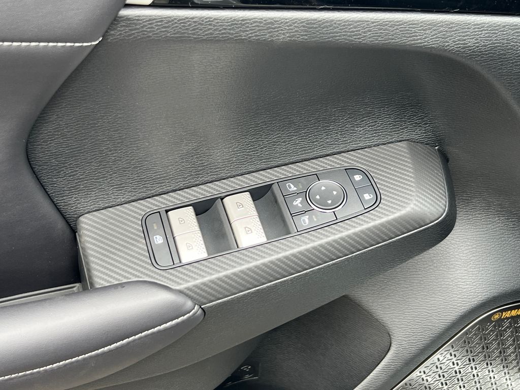 2026 Mitsubishi Outlander SE - Photo 15