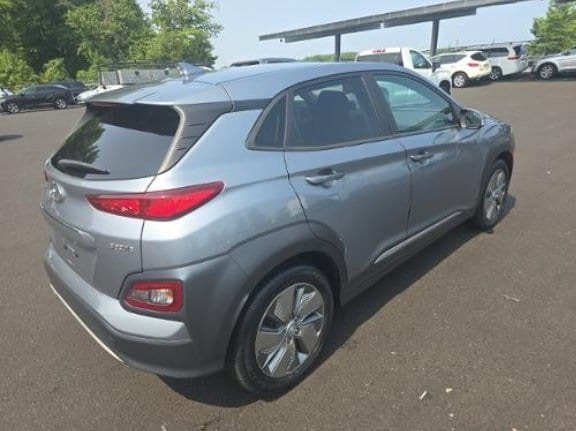 Used 2021 Hyundai Kona EV Limited with VIN KM8K33AG6MU123339 for sale in Marlow Heights, MD