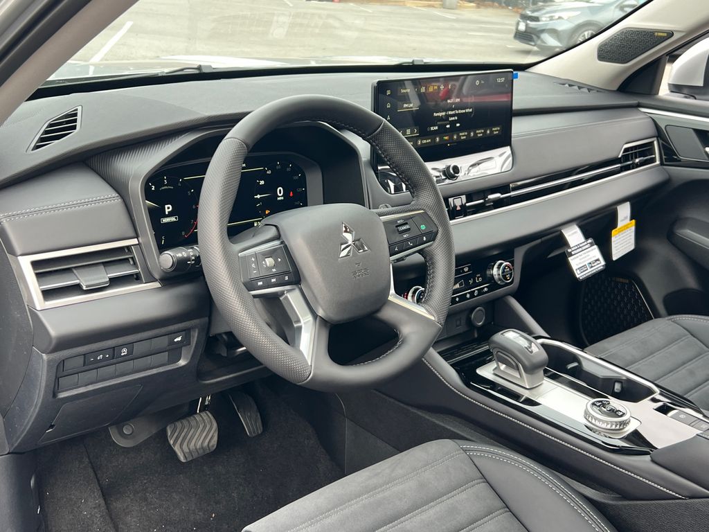 2026 Mitsubishi Outlander SE - Photo 18
