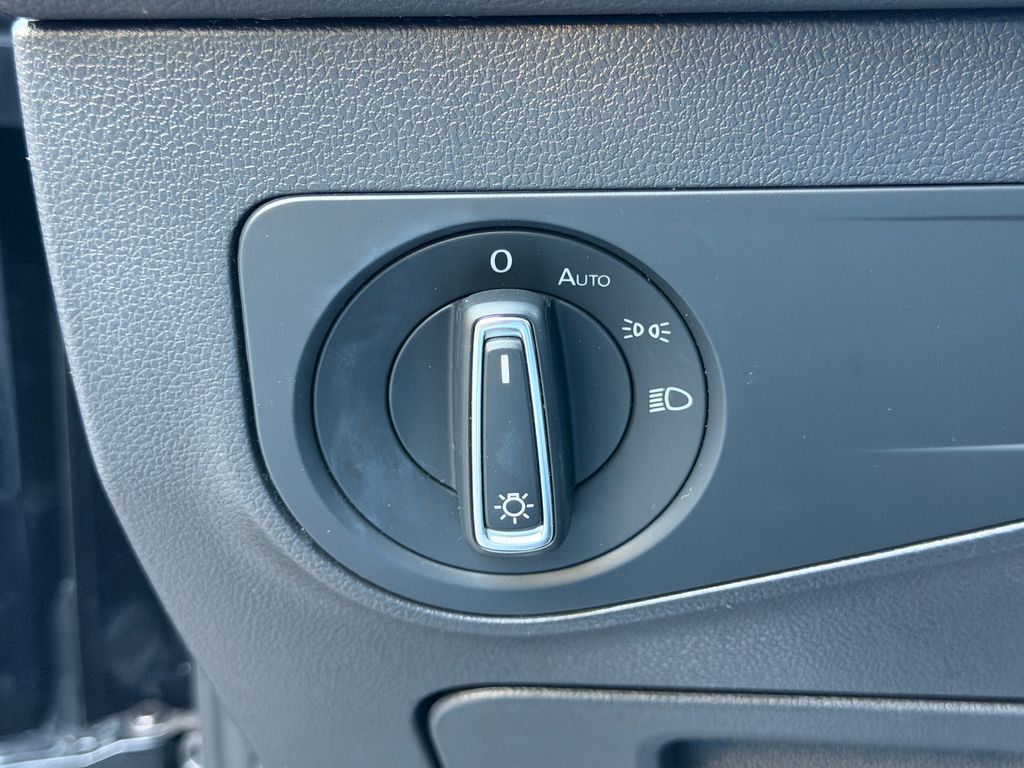 2019 Volkswagen Tiguan SE - Photo 31