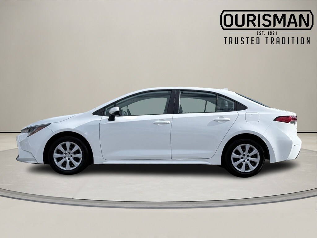 Used 2021 Toyota Corolla LE Sedan