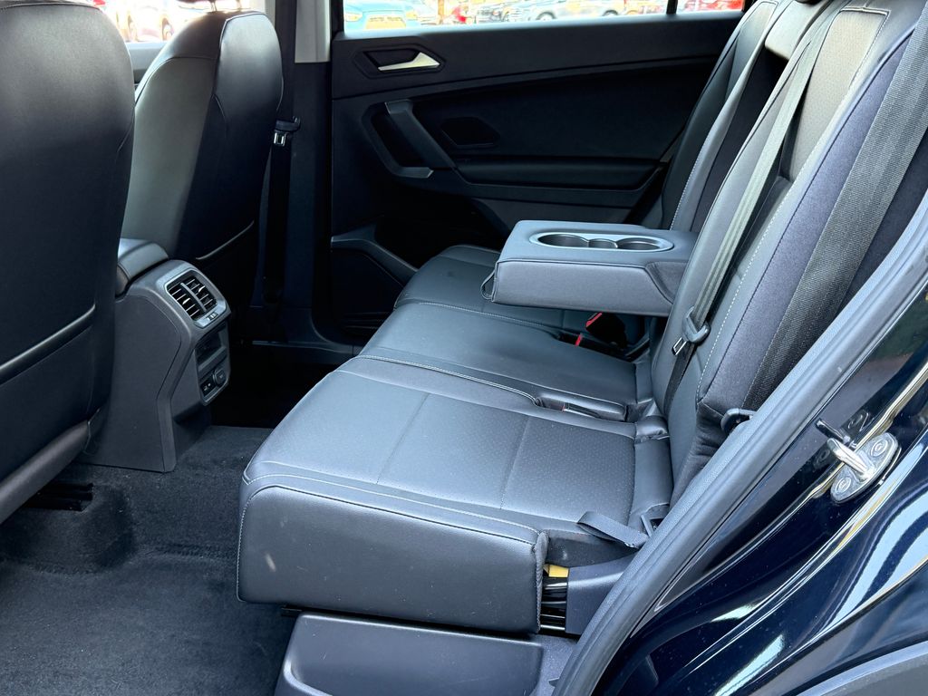 2019 Volkswagen Tiguan SE - Photo 14
