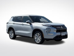 2026 Mitsubishi Outlander ES SUV