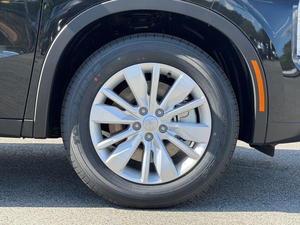 New 2026 Mitsubishi Outlander ES SUV