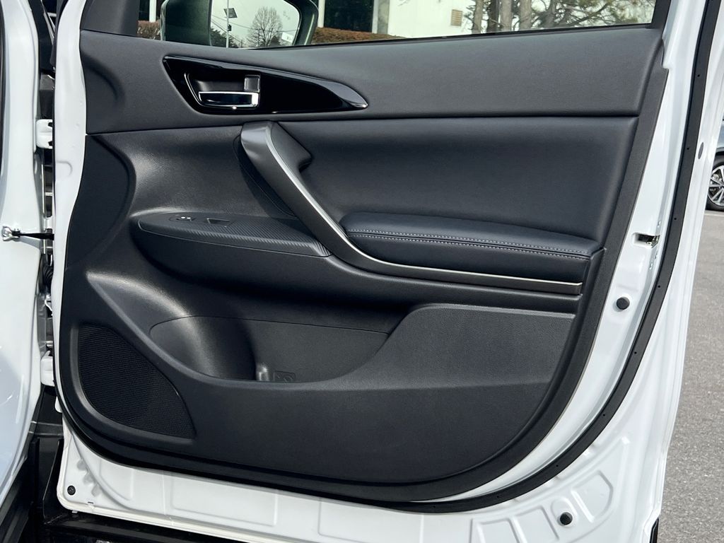 2026 Mitsubishi Eclipse Cross Black Edition - Photo 9