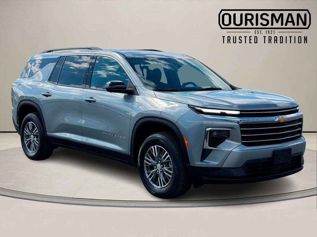 Used 2024 Chevrolet Traverse LT SUV