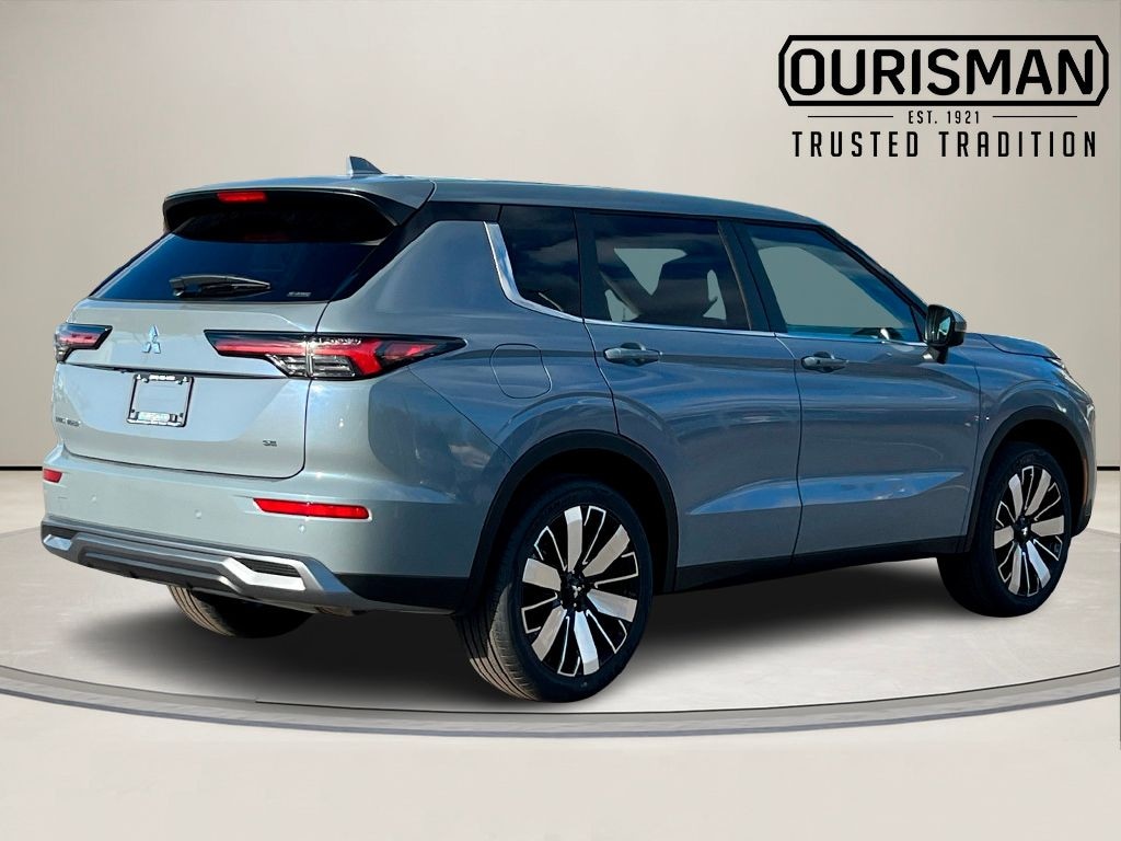 New 2026 Mitsubishi Outlander SE SUV