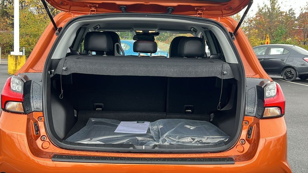 2025 Mitsubishi Outlander Sport LE - Photo 14
