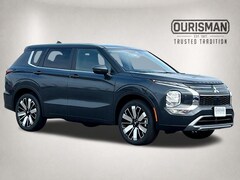 2026 Mitsubishi Outlander SE SUV